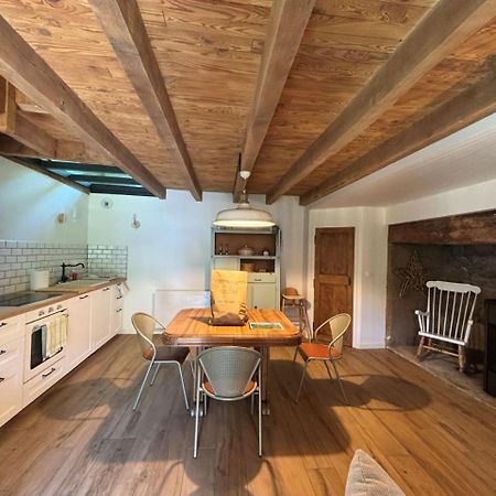 La Haut Maison A La Campagne Mandailles-Saint-Julien Eksteriør billede